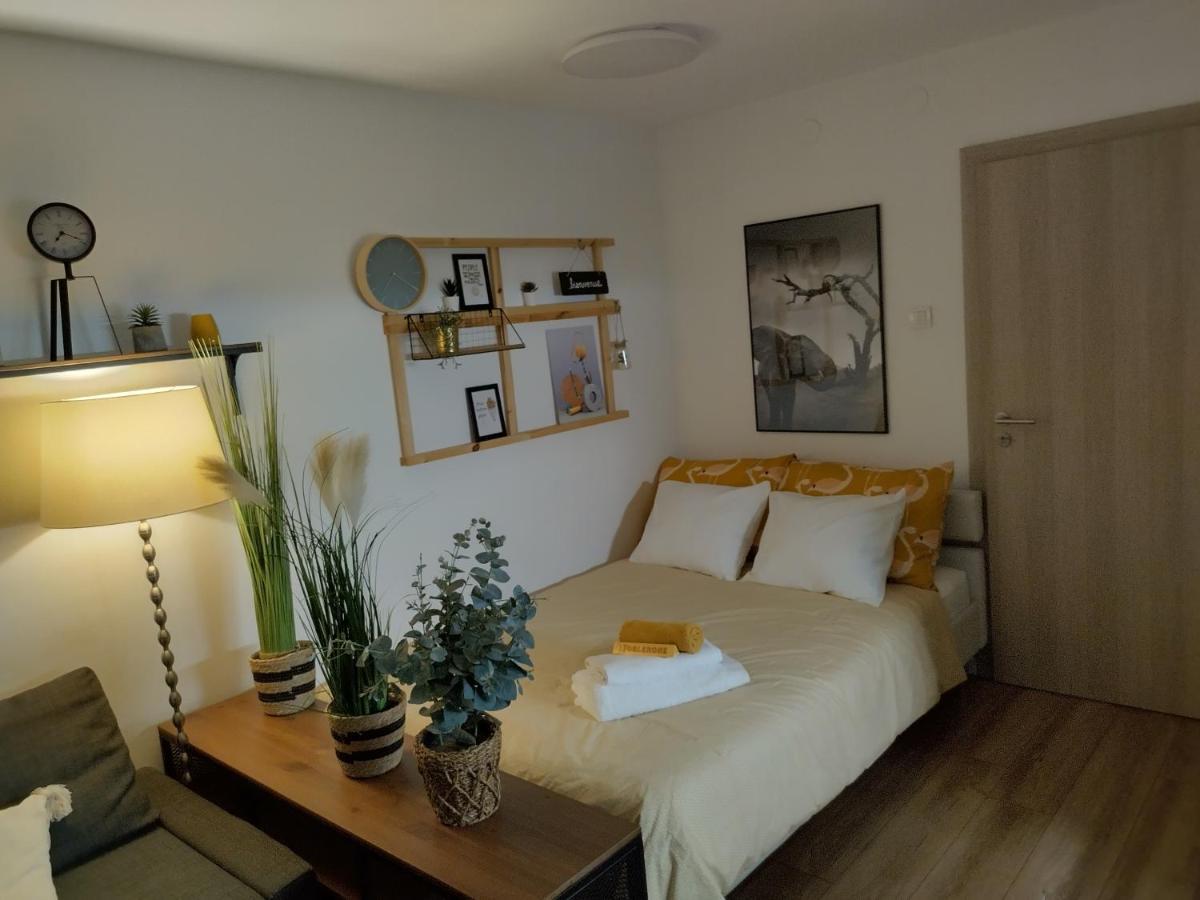 Apartman 7Th Heaven Zagreb Buitenkant foto